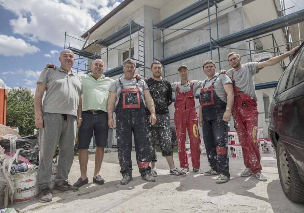 team-1-1024x684